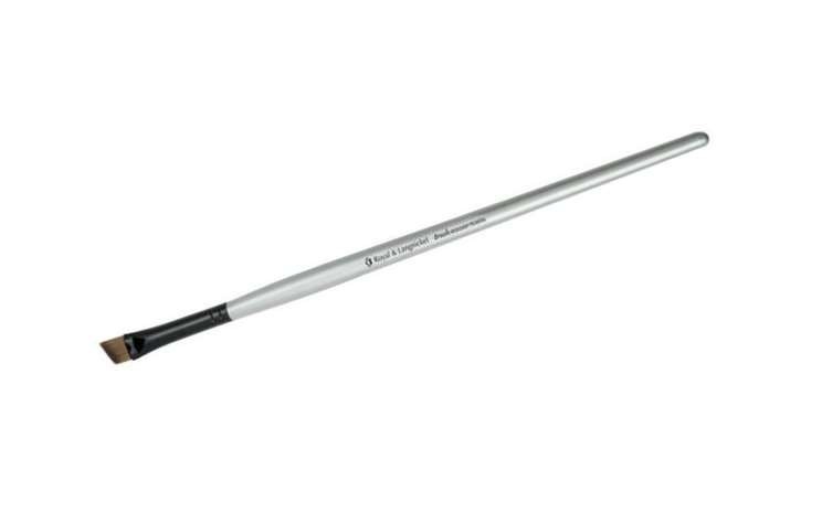 Royal Brush Essentials: Stunning Angled Brow Brush